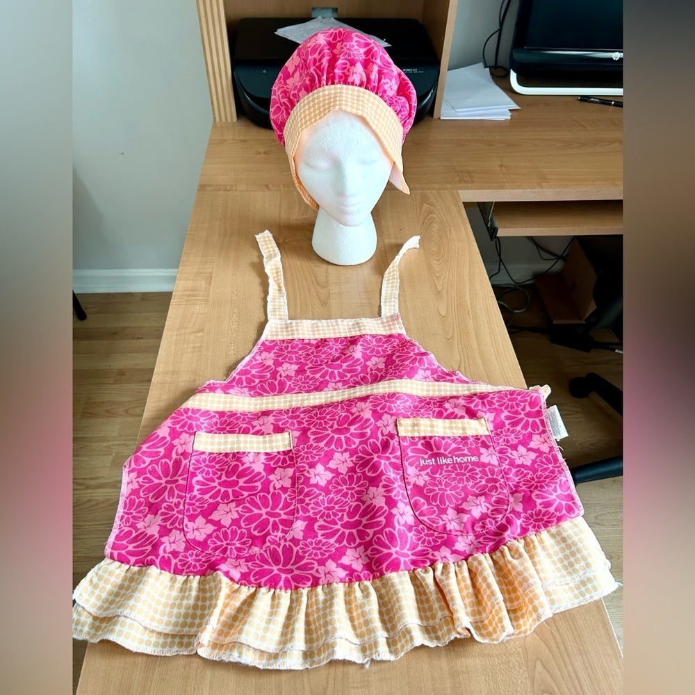 Toys r Us Pink Floral Kids Apron and Chef Hat Set
